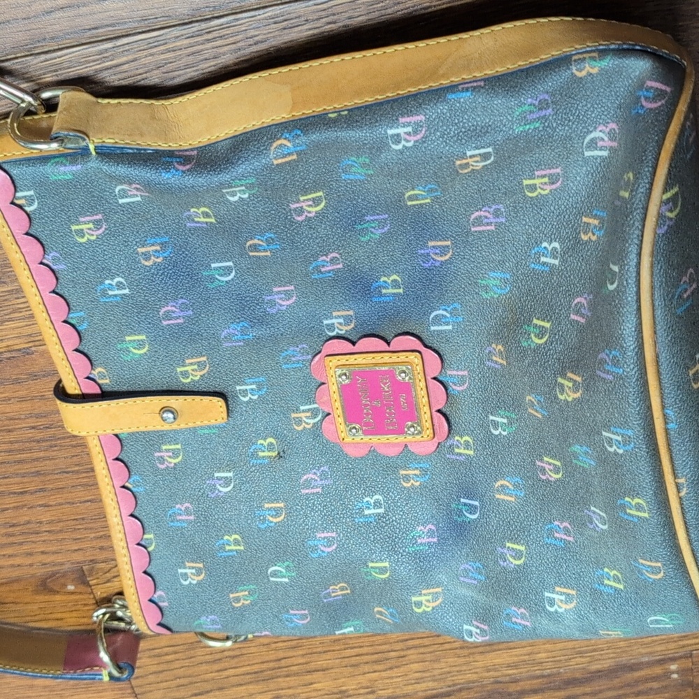Dooney & Bourke - RARE Y2K 'It Girl' Rainbow Monogram Bucket Bag - Picture 6 of 13